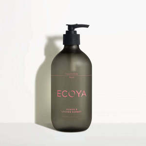 Guava & Lychee Sorbet Hand & Body Wash 450ml