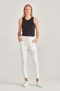 Travel Edit: Emily Jogger (White)