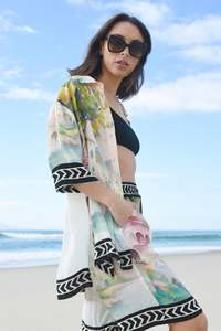 IN THE KNOW Shirt (Pink Paint)