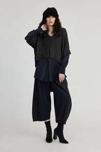 Petite Fade Sweater (Black)