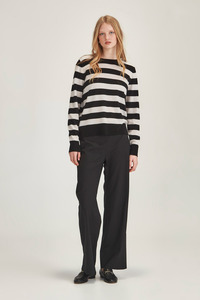 Knitwear: Eleanor Striped Cashmere (Black/Vapour)