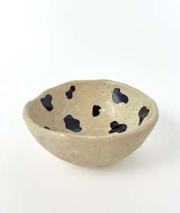 Frontpage: Mooo on Speckled Stoneware Pinch Bowl