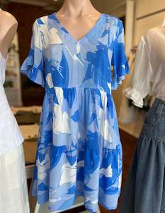 DRESSES: Lynora V Neck Relaxed Fit Dress in Blue Print