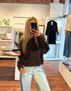 Storewide Discount Collection: Tully V-Neck Lightweight Knit Jumper in Chocolate