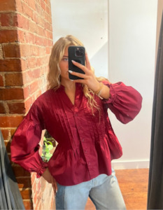 Storewide Discount Collection: Willie Long Sleeve Pleated Button Up Shirt in Wine Red