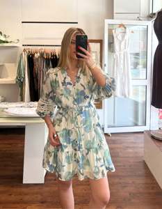 New Arrivals: Arin 3/4 Sleeve Dress in Blue Floral