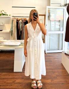Tara Sleeveless Shirt Dress in White