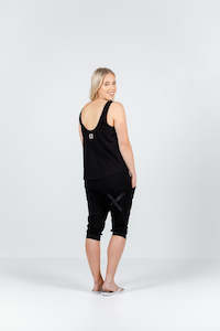 Home Lee: Home-Lee 3/4 Apartment Pants Black/Black X