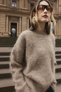 Knitwear: Sofia Irina Valeria Sweater Brown