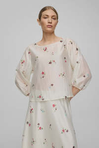 MSCH Faustina 3/4 Top Sand Flower