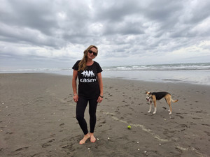 Women's scoop neck tee KASM