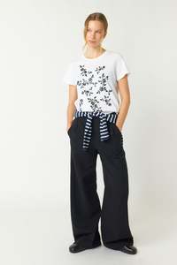 Tops: Blooms t-shirt