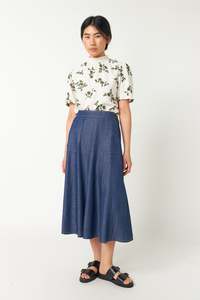 Traveller skirt