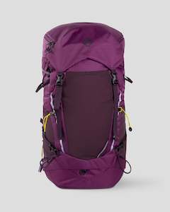 Outdoor Packs 40L+: Women's Valorous 55L Pack - Berry