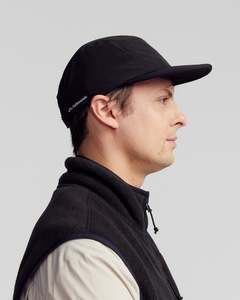 Headwear: Seeker Active Cap  -  Black Stingray