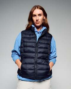 Synthetic: Women's Core Light Weight Insulated Vest - Black Stingray