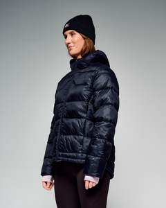 Women's Core Insulated Hooded Jacket - Black Stingray