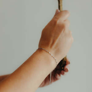 Bracelets: Petal Chain Bracelet