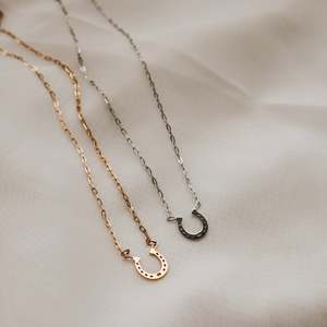 Necklaces: Small Horse Shoe Necklace