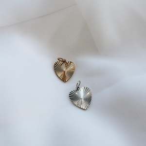 Charm Jewellery: Heart Charm