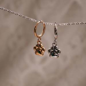 Pawprint Hoops
