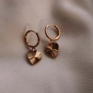 Hoop Earrings: Textured Heart Hoop