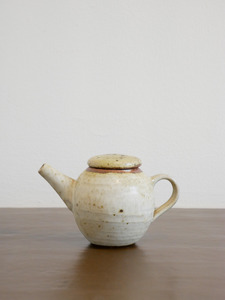 Stockroom: Woodfired Teapot