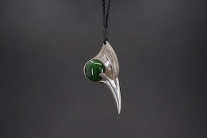 Products: Male Huia bird kawakawastone