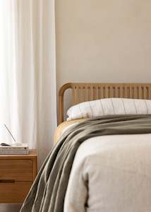 Beds: Glide Loom Super King Bed Base / Natural