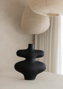 Sale: Mezze Vase / Black