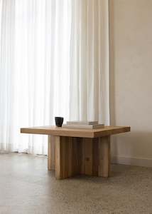 Solo Coffee Table / Natural