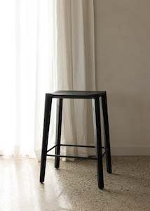Glide Bar Stool / Black