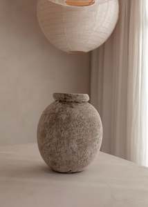 All: Earthenware Round Vessel / Aged Natural