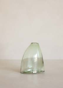 Books: Layla Vase