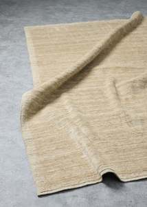 Chelsea Floor Rug / Camel