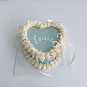 cake: Charm heart cake - Multiple flavors & colours