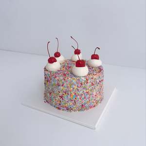 noship: Sprinkles cake - Multiple flavors & colours