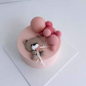 Teddy & balloon cake - Multiple flavors & colours