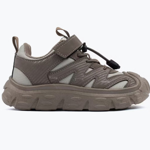 Mikk Line: Mikk-Line Brown trainer shoes (32 and 33)