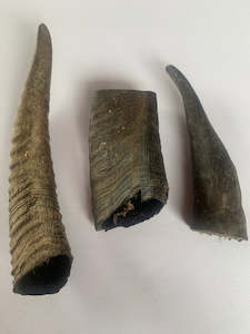 Treats More: Goat Horns