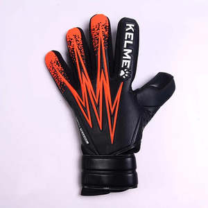 Keepers: Kelme Goalkeeper Training Gloves - Principante