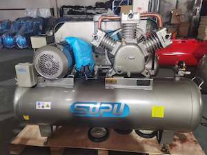 Air Compressor 3Ph, 10HP, 250L, 8Bar