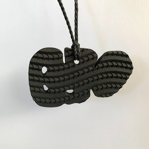 Products: Niho-SCurve-Black Kereamataepa