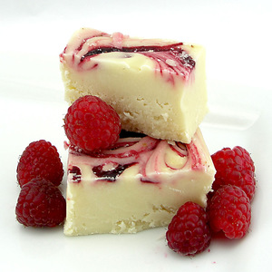 Products: Get Fudged – White Chocolate and Raspberry Fudge Keriblue Ceramics