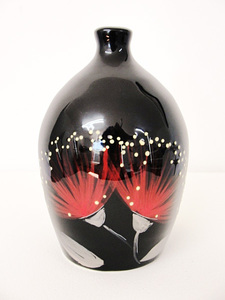 Keriblue Ceramics Salt Pig – Black Pohutukawa Keriblue Ceramics