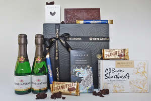 Frontpage: Reka Gift Box