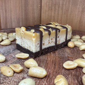 Products: Snickers Bar Slice - 5 Piece Pack - 3.6g Carbs Keto Kink