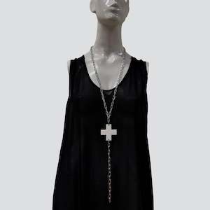 Best Selling: Z SILVER CHAIN CROSS