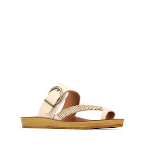 Los Cabos: Los Carbos Bria Oats Cream Light Flexible Sandal Jandal