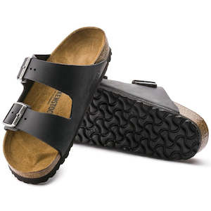 Womens: Birkenstock Arizona Oiled Leather Black Narrow Width